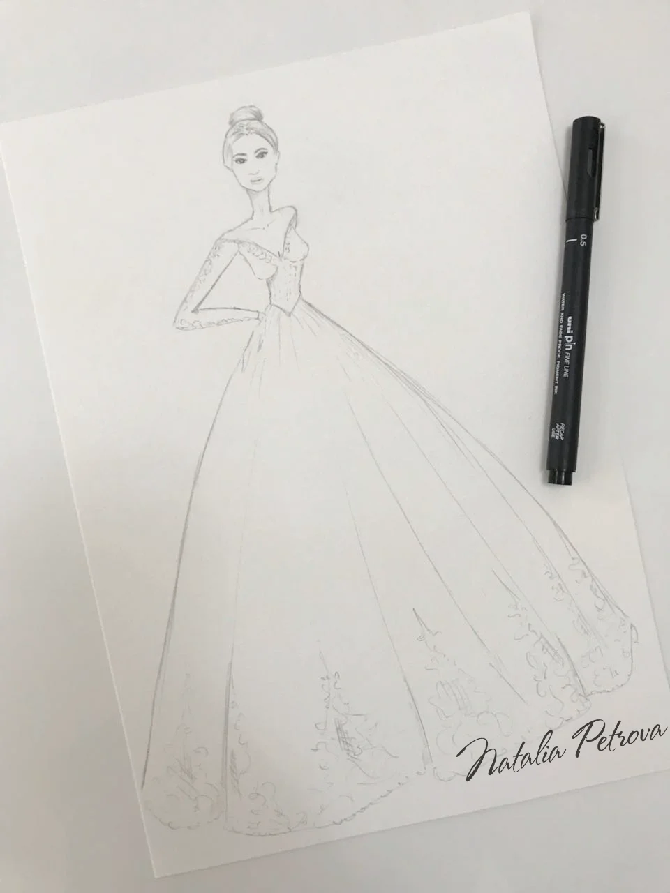 croqui vestido de noiva Nat&aacute;lia Petrova