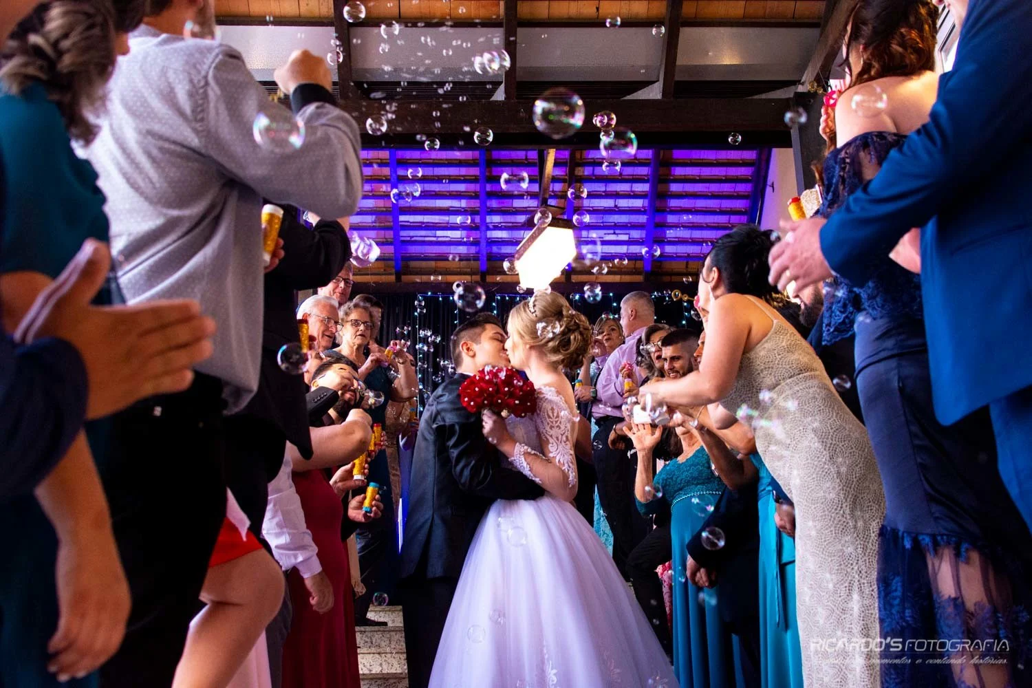 saída do casamento bolinha de sabão
